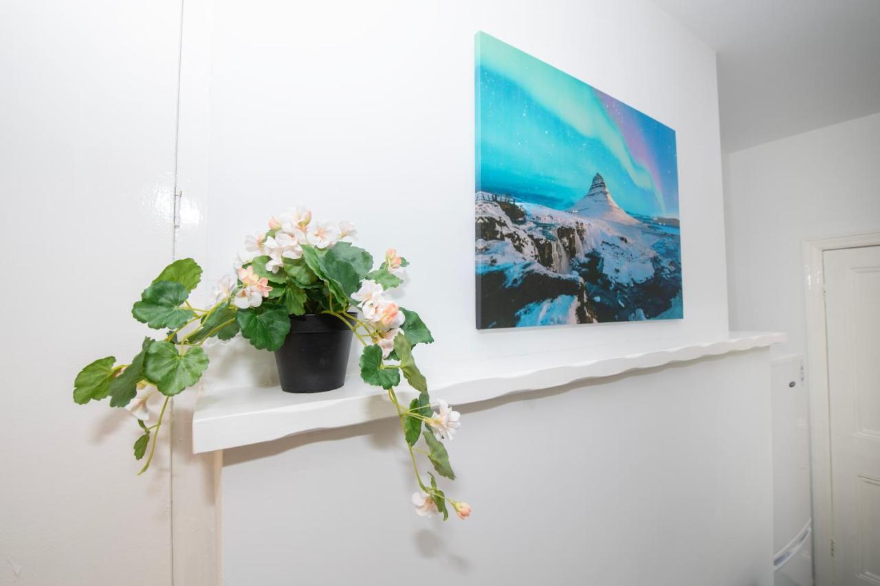 Versatile Cozy & Spacious Comfort Hull Apartments Kingston upon Hull Zewnętrze zdjęcie