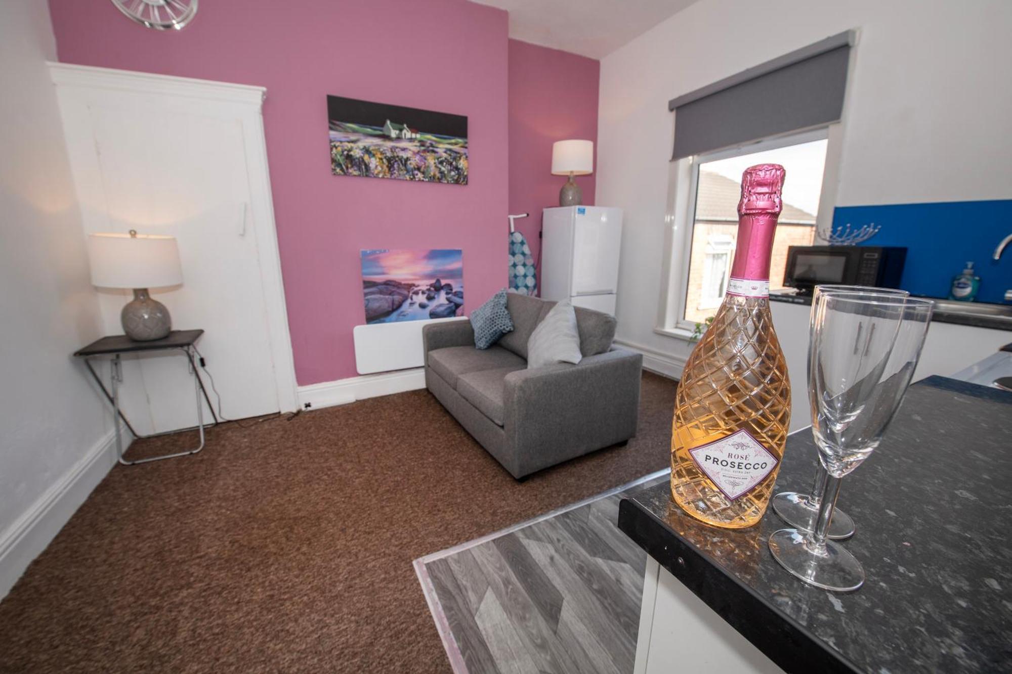 Versatile Cozy & Spacious Comfort Hull Apartments Kingston upon Hull Zewnętrze zdjęcie