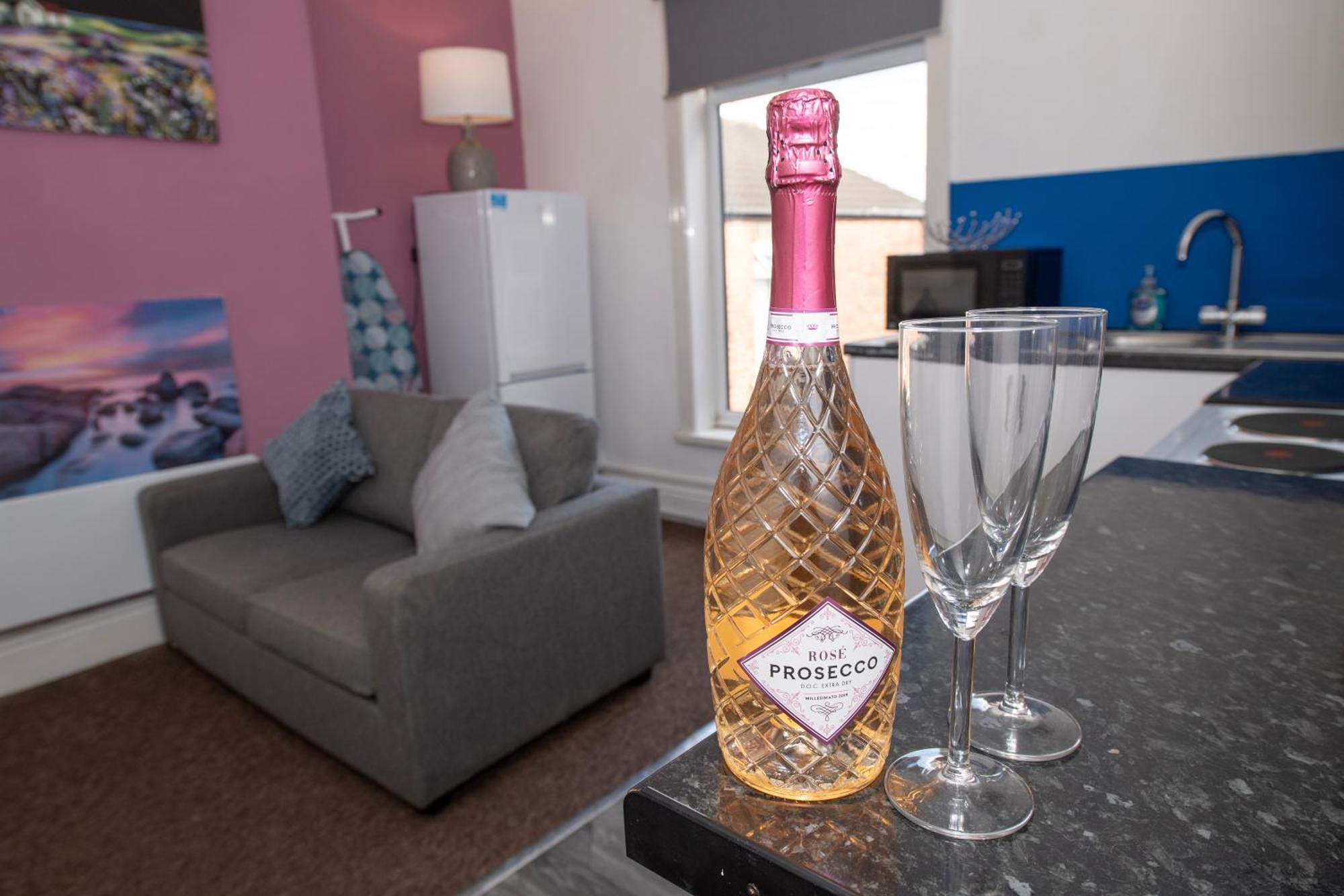 Versatile Cozy & Spacious Comfort Hull Apartments Kingston upon Hull Zewnętrze zdjęcie