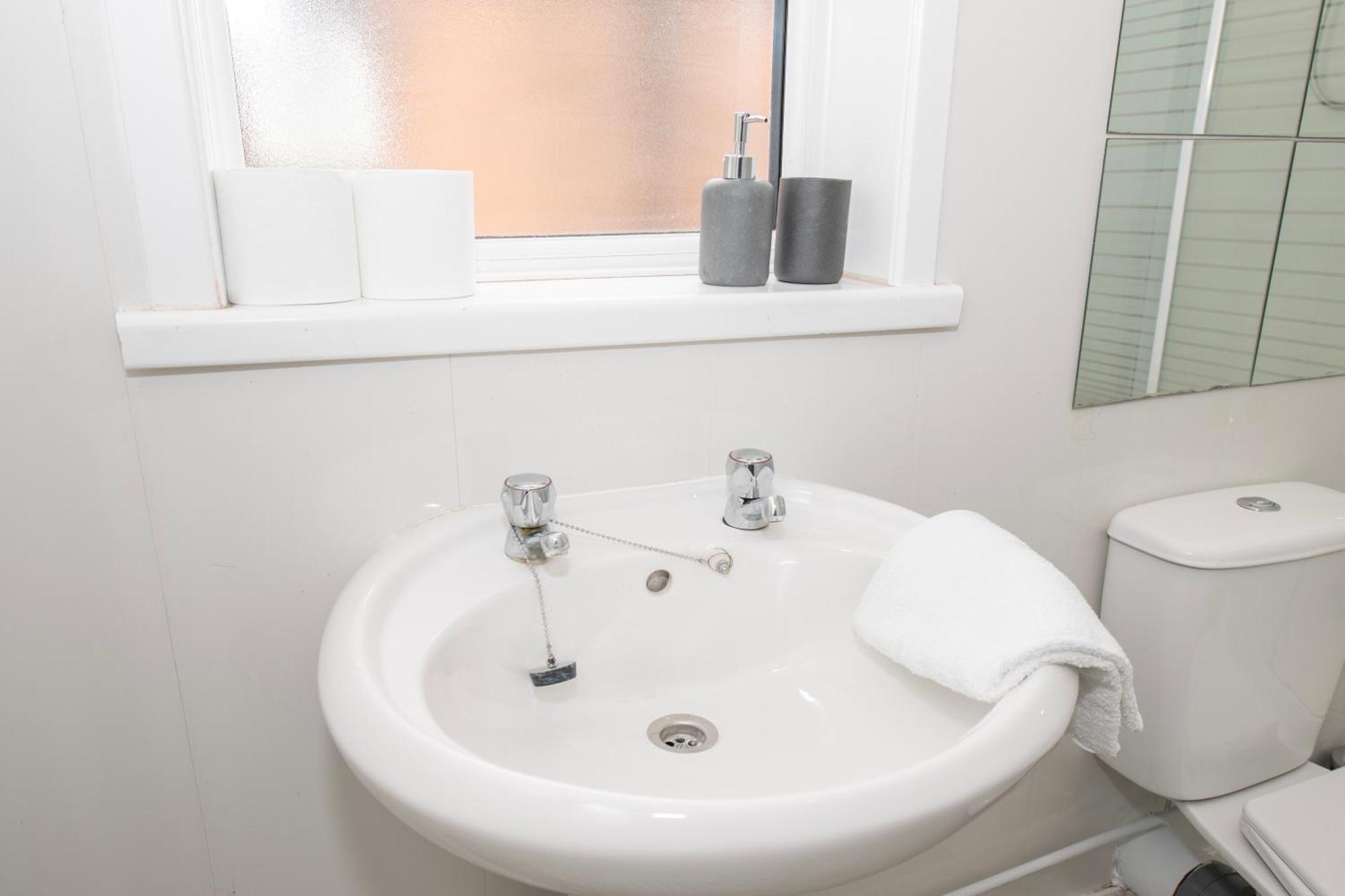Versatile Cozy & Spacious Comfort Hull Apartments Kingston upon Hull Zewnętrze zdjęcie